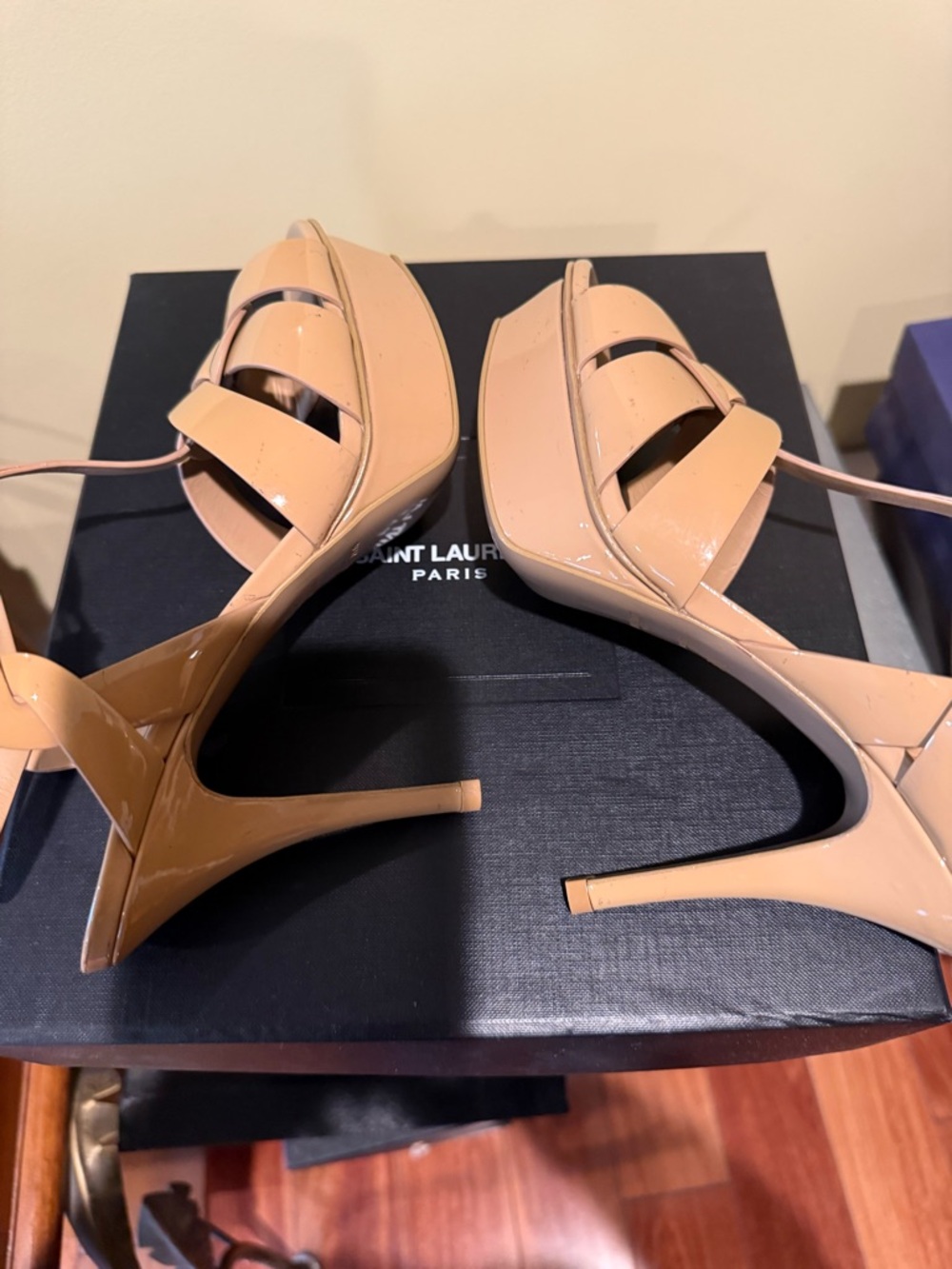 YSL Nude Patent Platform T-Strap High Heel Sandals - Picture 5 of 12